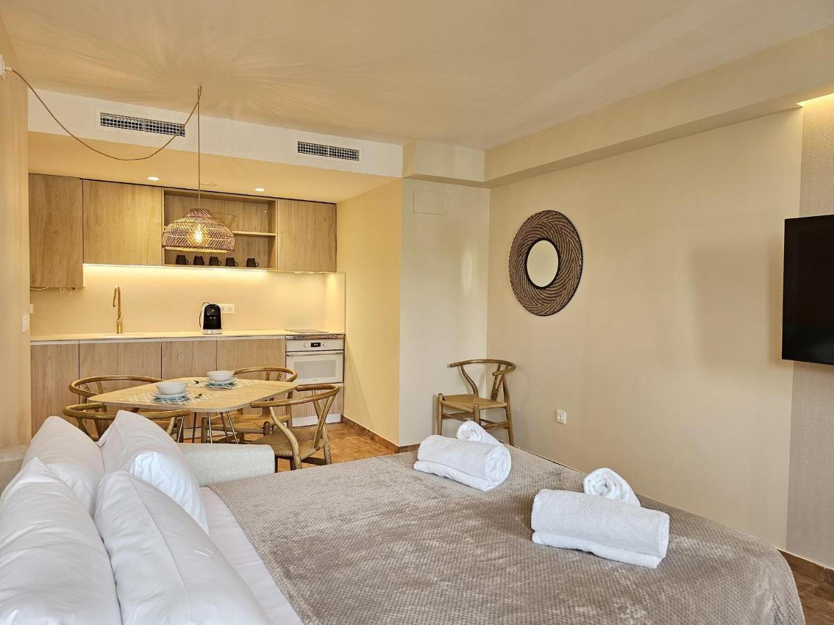 Apartamentos Las Ciencias O Валенсия Екстериор снимка