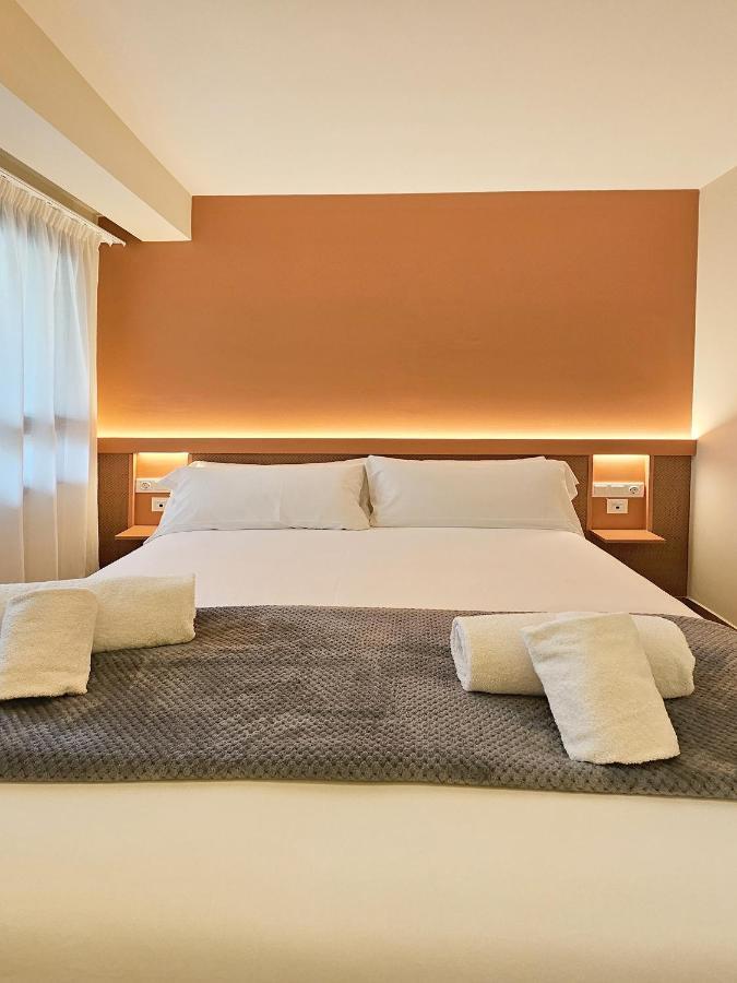Apartamentos Las Ciencias O Валенсия Екстериор снимка