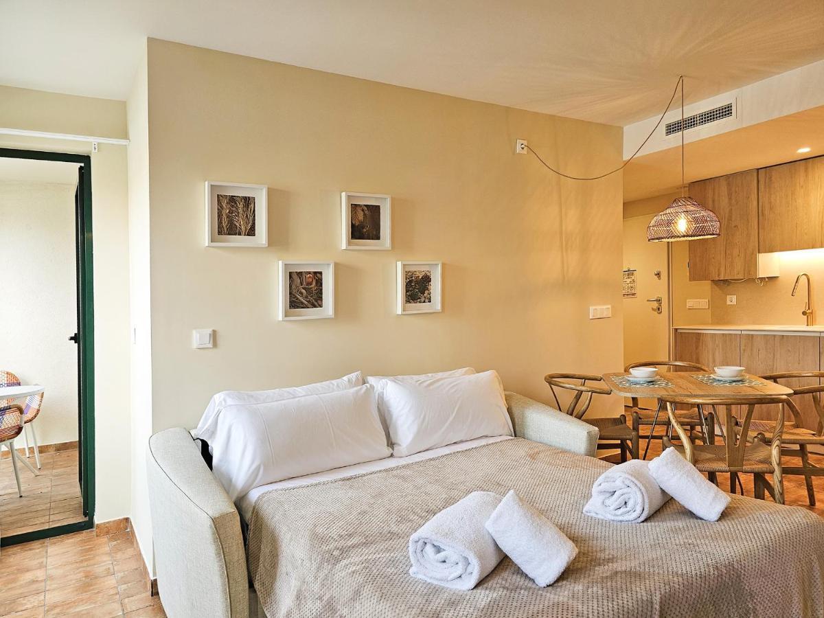Apartamentos Las Ciencias O Валенсия Екстериор снимка