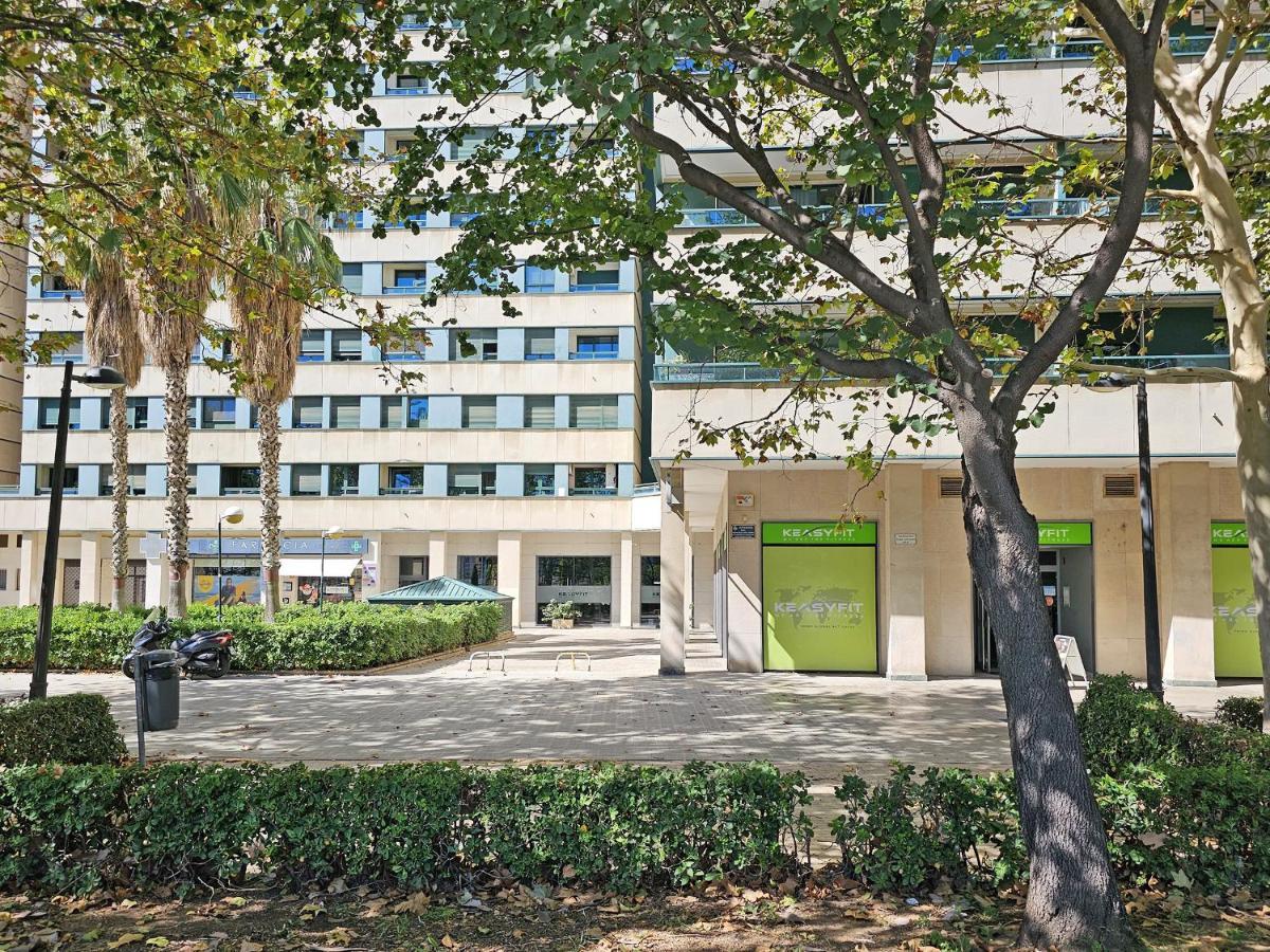 Apartamentos Las Ciencias O Валенсия Екстериор снимка